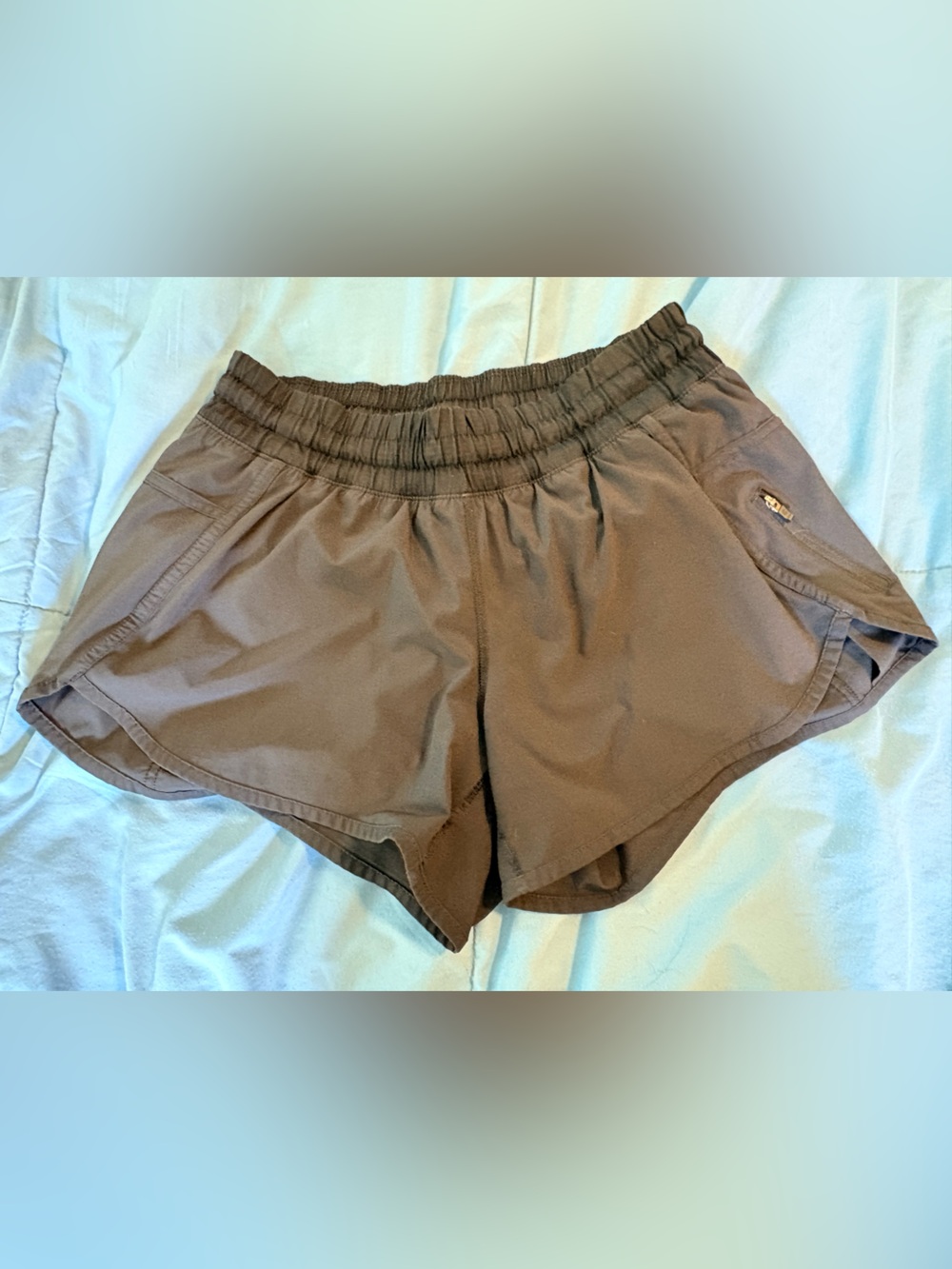 lululemon athletica Women's Brown Elastic-Waist Athletic Shorts